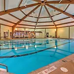 Fire Pit And Game Room Spacious Poconos Retreat!